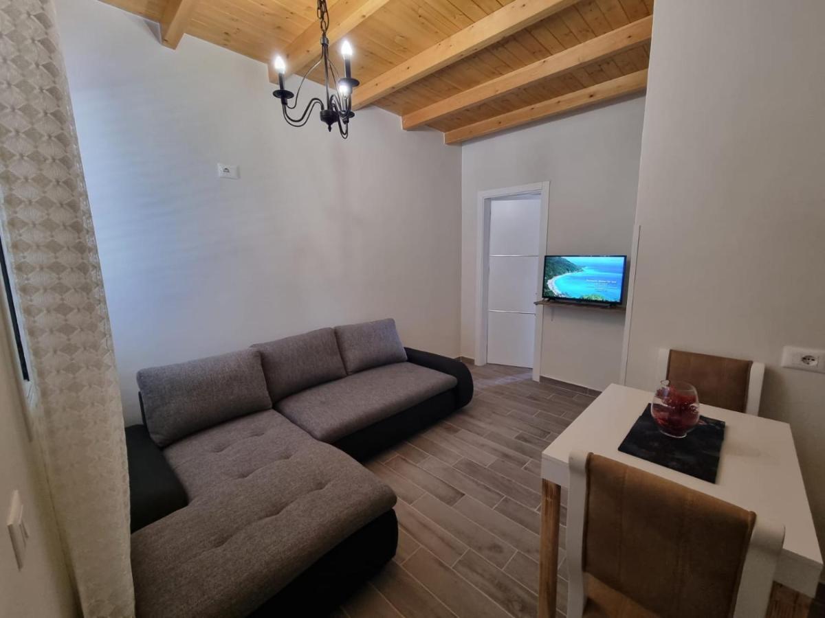 Vila Soleil Vlorë 外观 照片