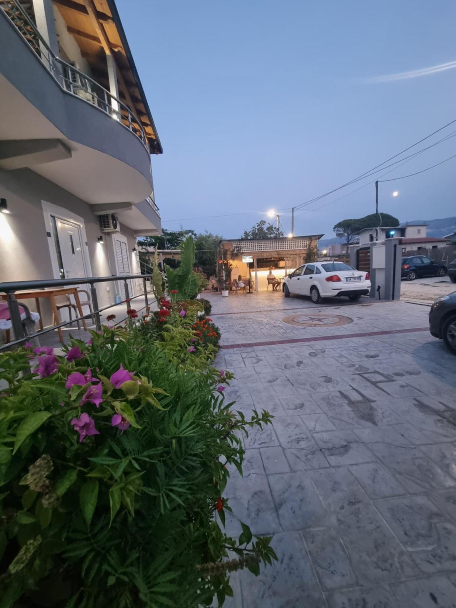 Vila Soleil Vlorë 外观 照片