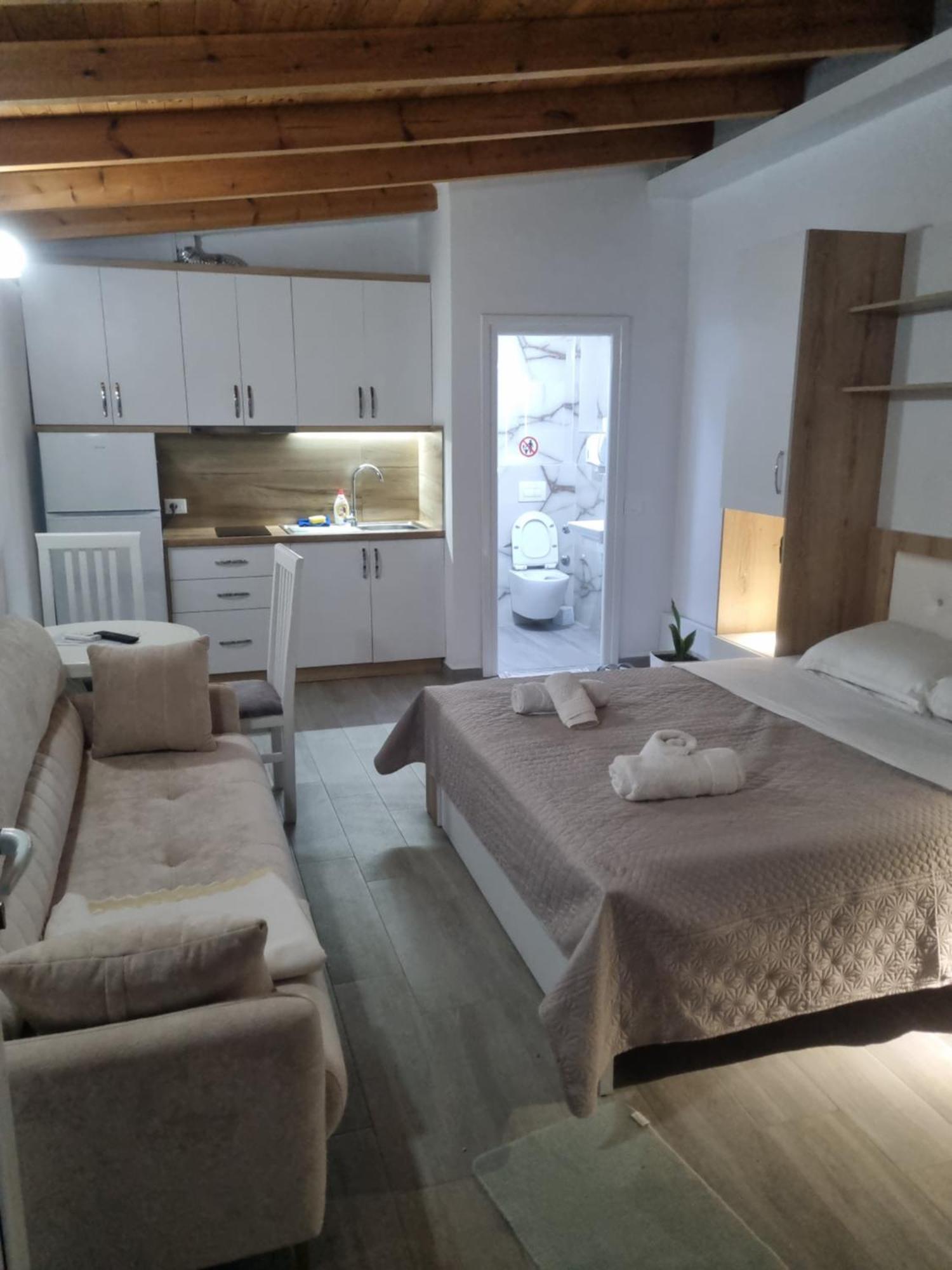 Vila Soleil Vlorë 外观 照片