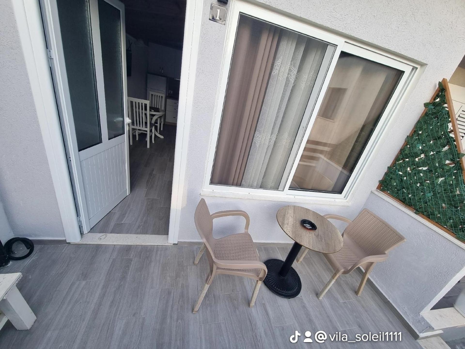 Vila Soleil Vlorë 外观 照片