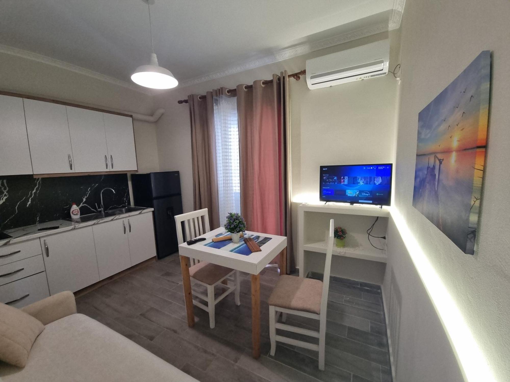Vila Soleil Vlorë 外观 照片
