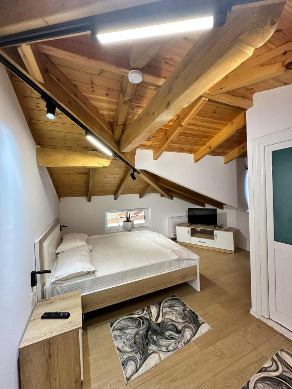 Vila Soleil Vlorë 外观 照片
